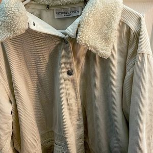 Fur collar corduroy jacket :)